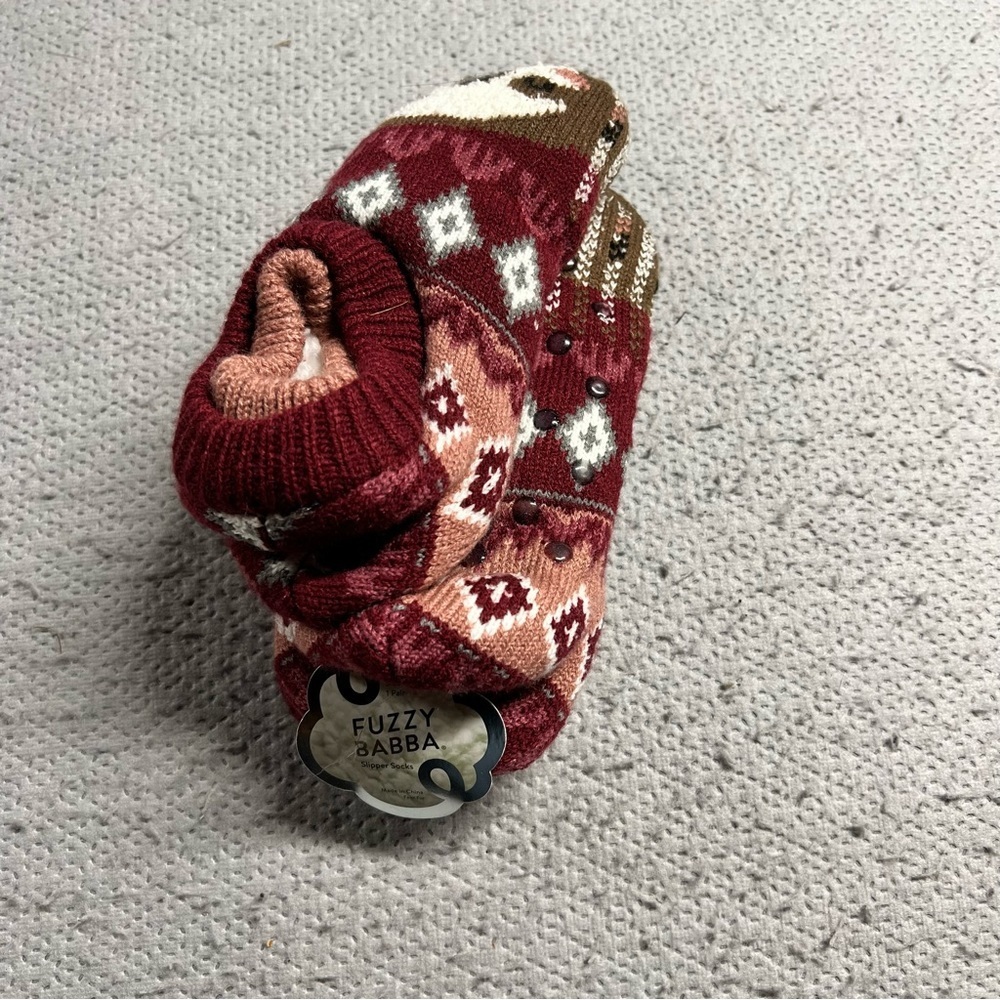 ⭐️ Fuzzy Babba Red & Brown Cozy Soft Slipper Socks Size 9-11 NWT